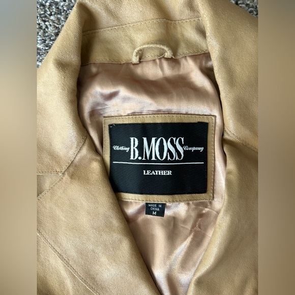 B. Moss vintage women’s leather fitted jacket size medium - Picture 4 of 14